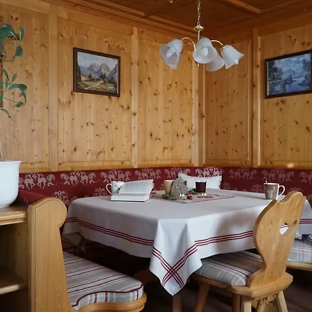 בית נופש Schatz